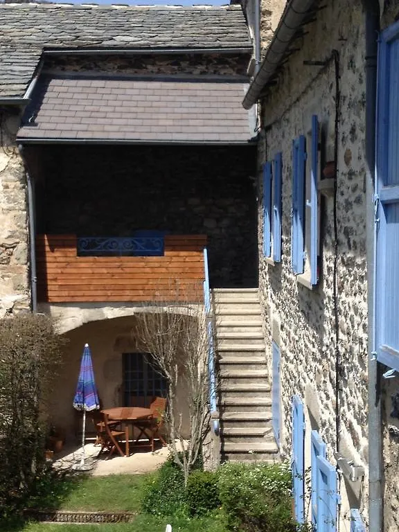 Holiday home Gite La Parenthese Saint-Hostien France