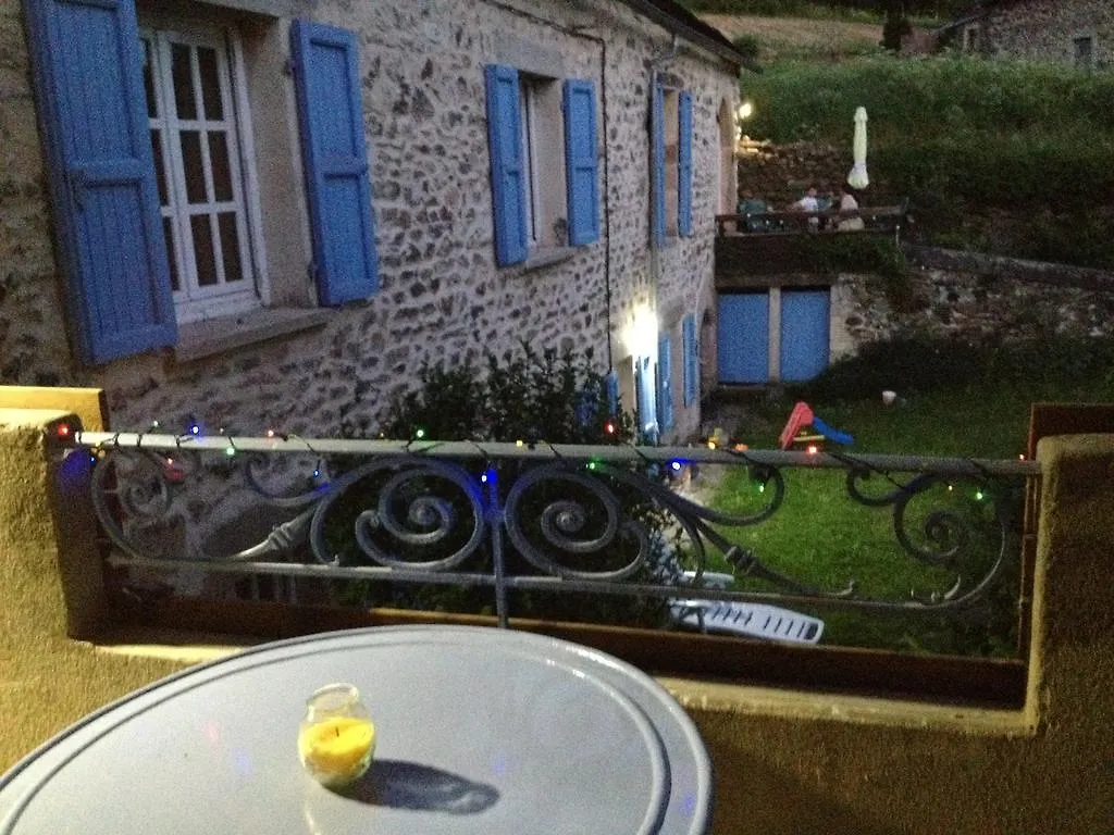 Gite La Parenthese Saint-Hostien
