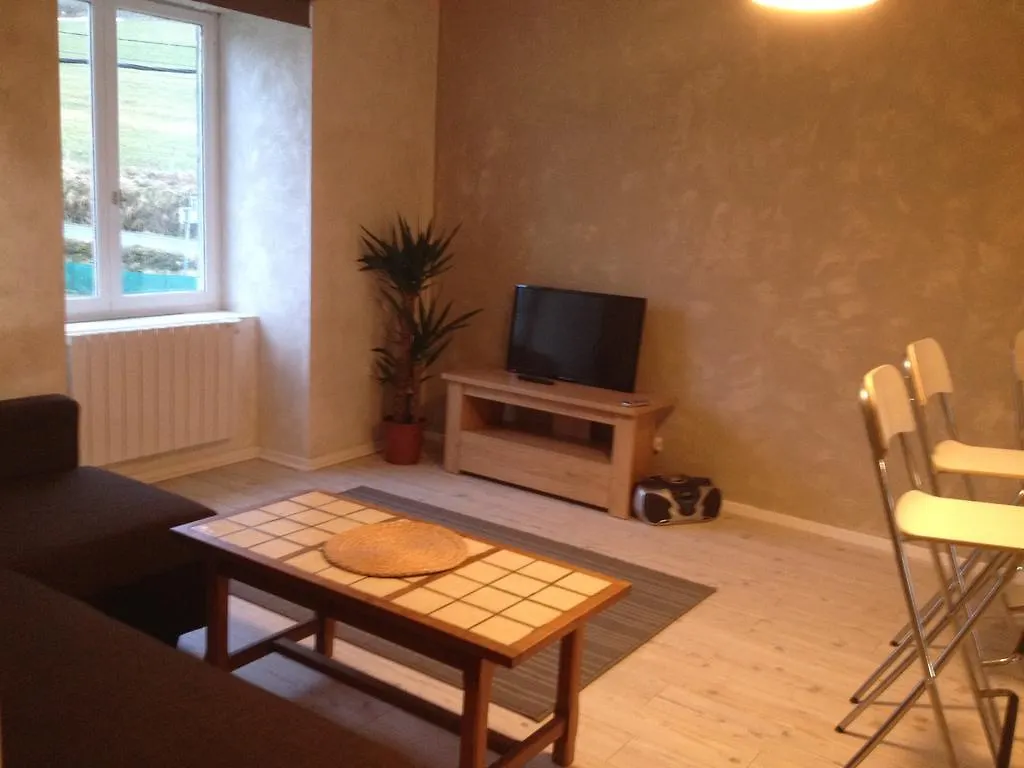 Holiday home Gite La Parenthese Saint-Hostien France