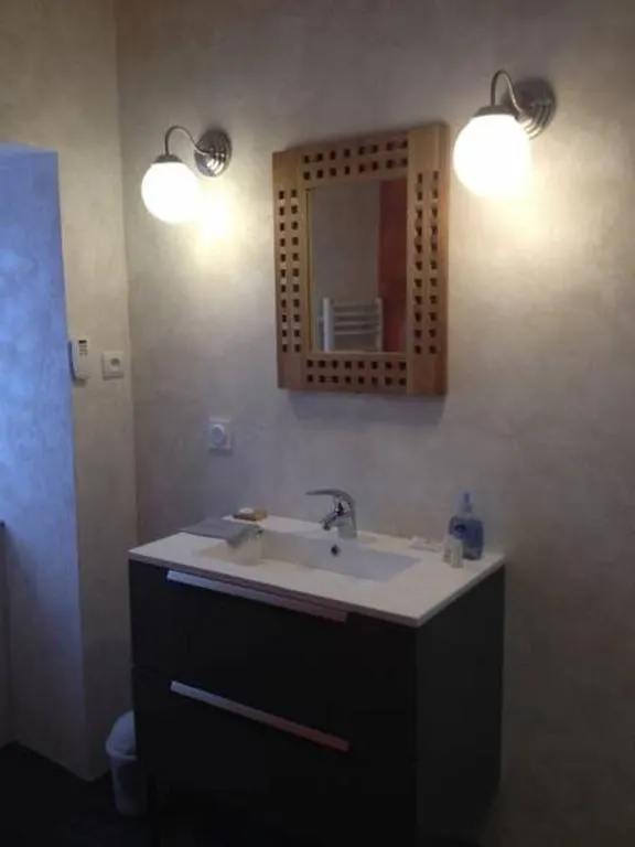 Holiday home Gite La Parenthese Saint-Hostien